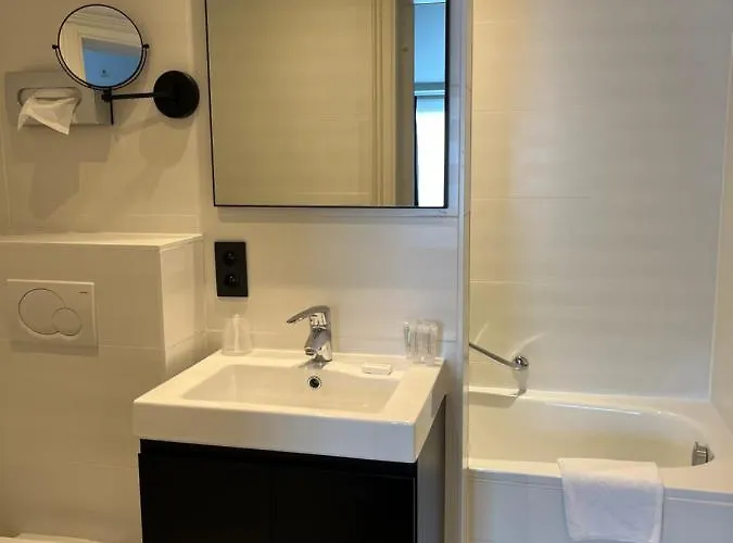 Hotel Le Parisien 3*