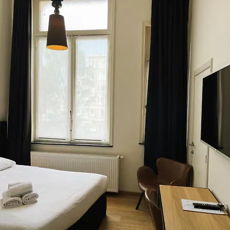 Готель Le Parisien 3*